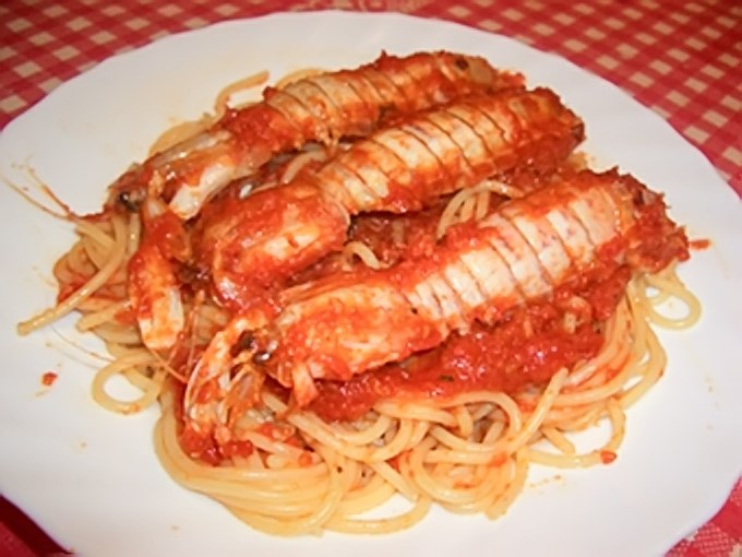 Spaghetti con le canocchie